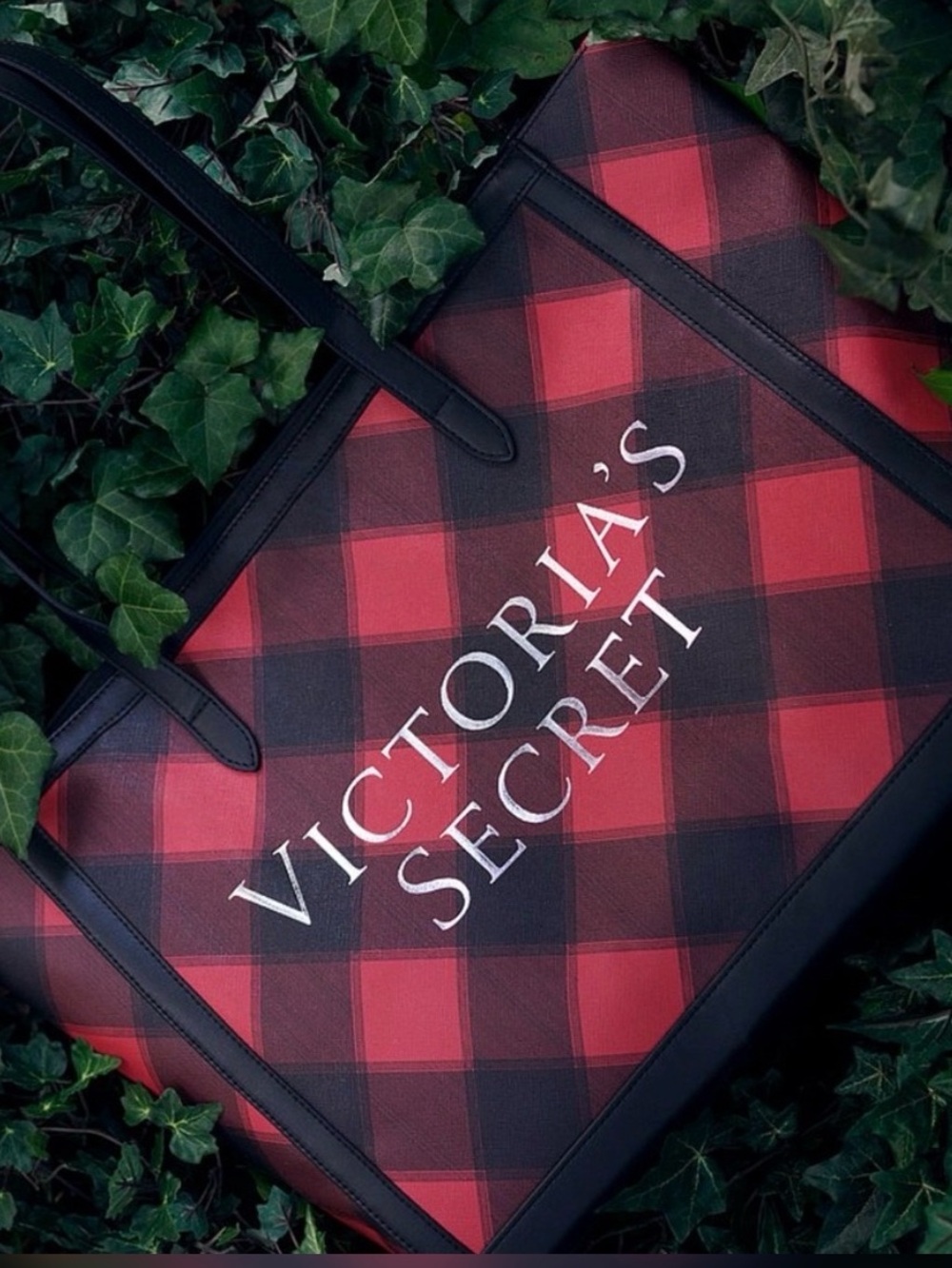 Victoria’s Secret Weekender Tote Bag Black & Red Plaid Silver Metallic Logo - Picture 5 of 8